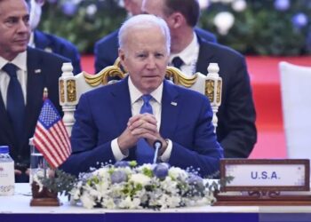 Presiden Amerika Serikat, Joe Biden menghadiri Konferensi Tingkat Tinggi (KTT) ASEAN - AS dalam rangkaian KTT ASEAN 2022 di Hotel Sokha, Phnom Penh, Kamboja, Sabtu (12/11/2022). (Foto: Ant/Hafidz Mubarak A/tom).