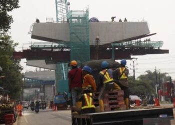 Ilustrasi: Pengerjaan proyek infrastruktur di Kota Medan. (Foto: ANTARA).