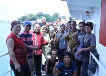 Sebanyak 11 Anak Buah Kapal (ABK) asal Indonesia yang bekerja di kapal penangkap ikan FV. Ocean Eagle terdampar di perairan Mombasa, Kenya pada Minggu (11/12/2022). (Foto: Ant./HO-KBRI Nairobi).
