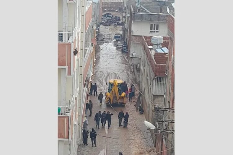 Banjir melanda Provinsi Sanliurfa, Turki, setelah hujan deras pada Rabu - Kamis (15 - 16/03/2023). (Foto: Ant./HO-KBRI Ankara).