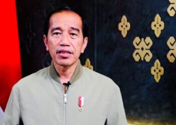 Presiden Joko Widodo mengimbau masyarakat agar hindari puncak arus balik dengan menunda jadwal kembali dari mudik dalam video di kanal YouTube Sekretariat Presiden pada Senin (24/04/2023). (Foto: BPMI Setpres).