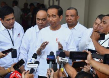 Presiden Joko Widodo menyampaikan keterangan kepada awak media usai acara Musyawarah Rakyat (Musra) di Istora Senayan, Jakarta, Minggu, (14/05/2023). (Foto: BPMI Setpres/Rusman).