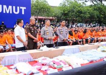 Kapolda Sumut Irjen Pol Agung Setya Imam Effendi saat konferensi pers di Polda Sumut, Rabu (04/10/2023).