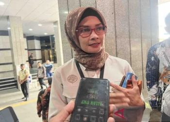Adita Irawati, Juru Bicara Kemenhub saat diwawancarai di Jakarta. (Foto: Harianto/Arsip-ANT).